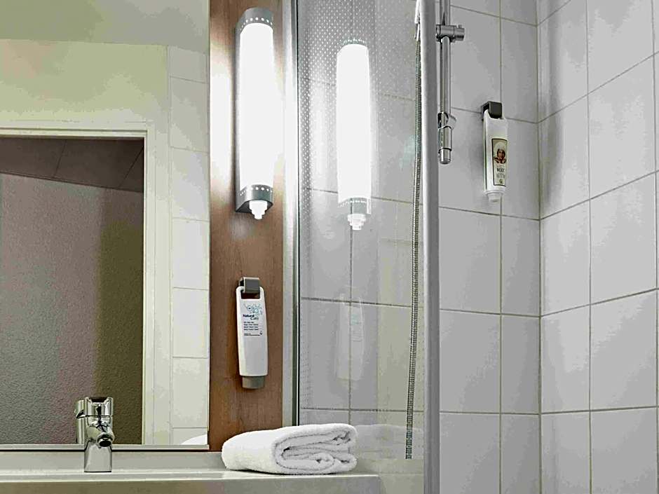 ibis Paris Porte D'Orleans