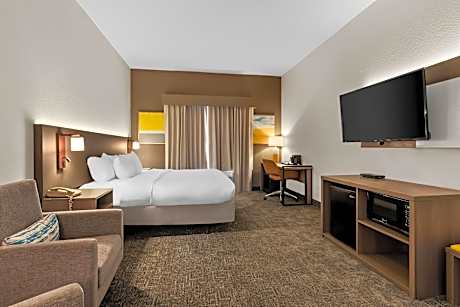 King Room - Accessible/Non-Smoking