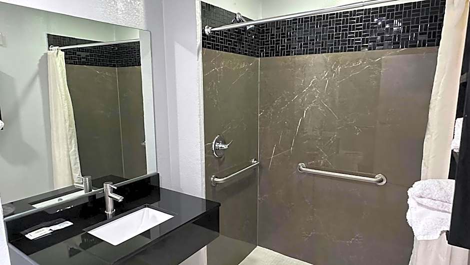Xpress Inn & Extended Stays