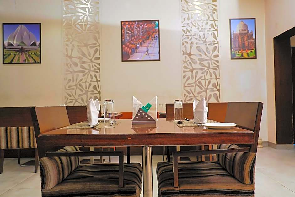 Le Roi Udaipur Hotel