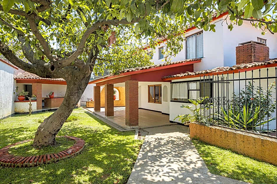 Villas del Sol Hotel & Bungalows