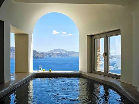 Two-Bedroom Suite with Caldera View