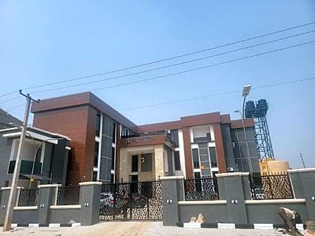 Entrust Hotel and Suites