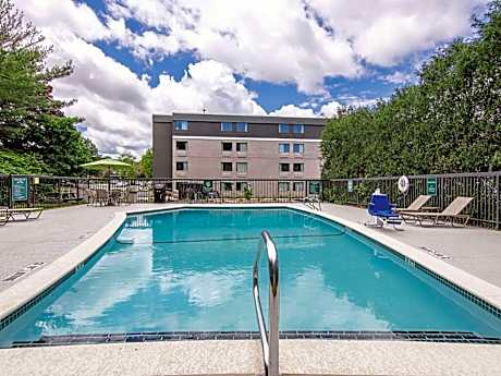 La Quinta Inn & Suites by Wyndham Portland DT/Maine Med