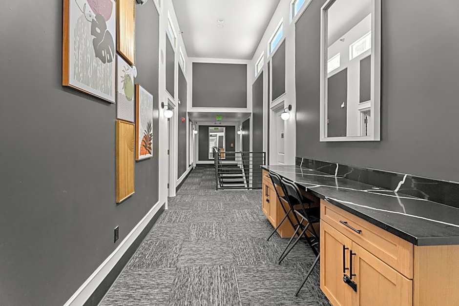 Hollywood Le Bon Hotel