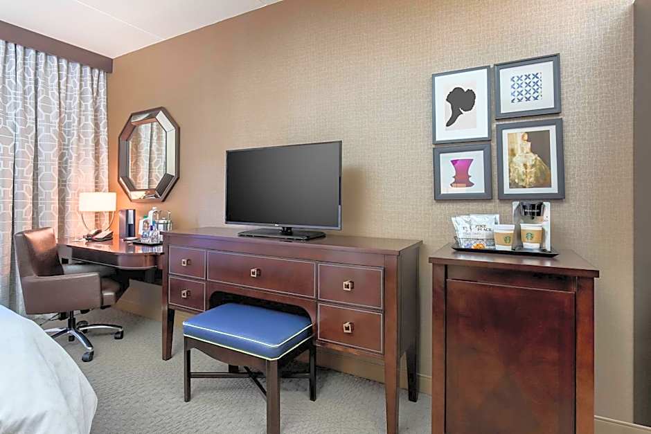 Sheraton Tarrytown Hotel