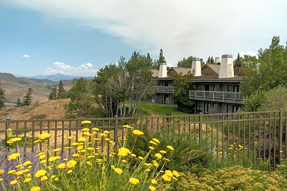 Sun Mountain Lodge