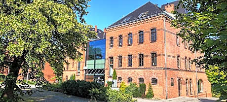 Szkolne Schronisko Młodzieżowe Dąbrówka