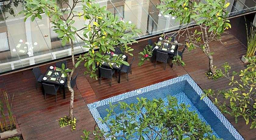 Hotel Santika Kuta Bali