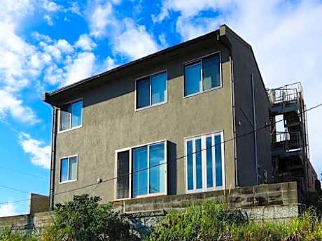 Luxury Entire House Rental  Chiyo