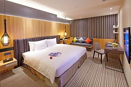 Deluxe Double Room with Bath