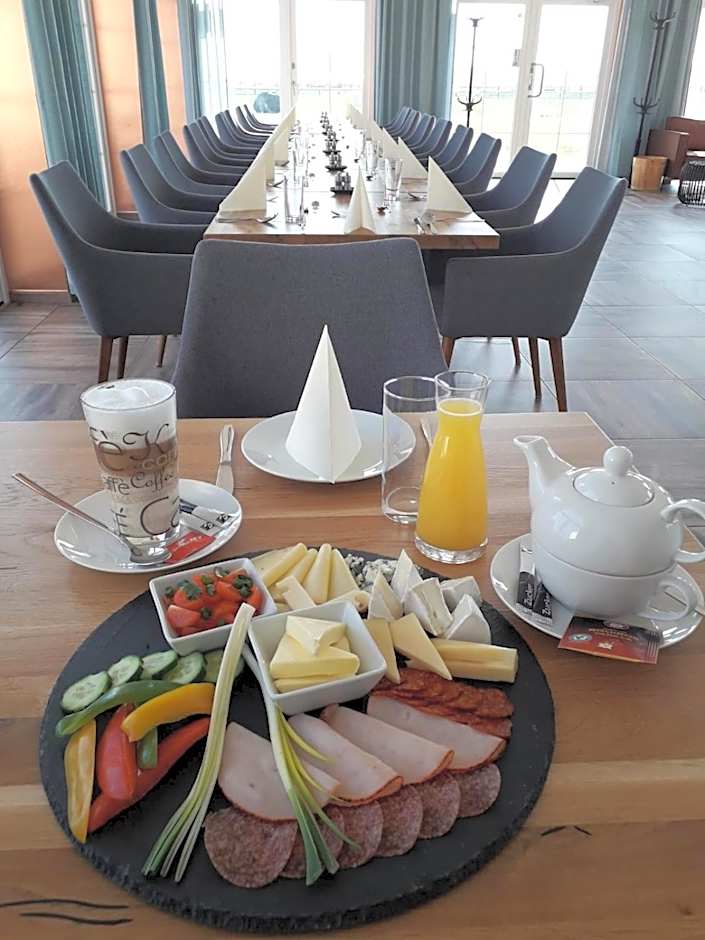 Chalets Franciska Major, Pro Village