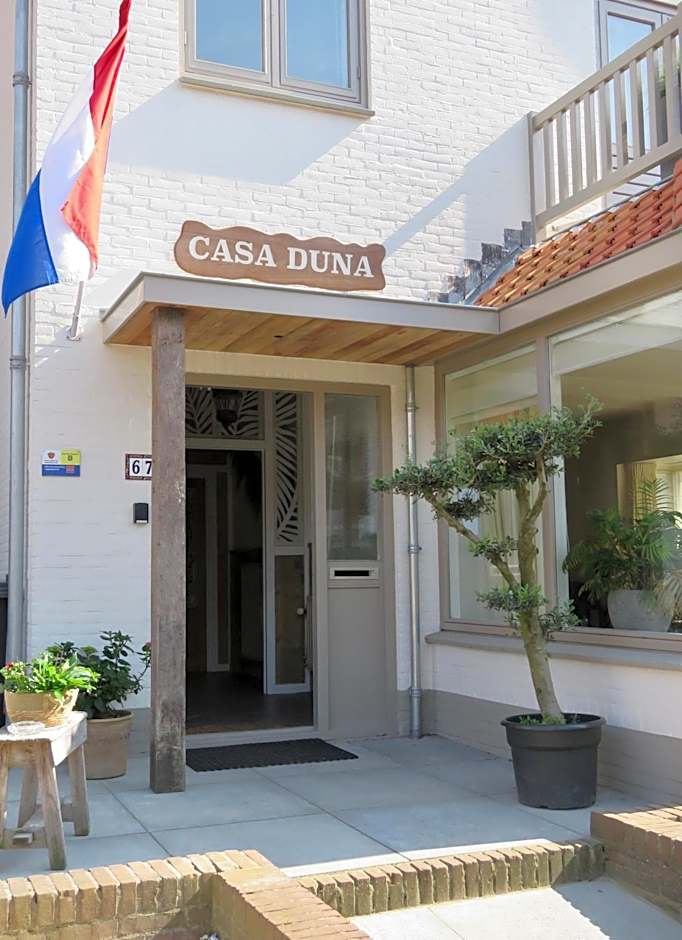 Casa duna close to the beach, city centre, dunes and parking area
