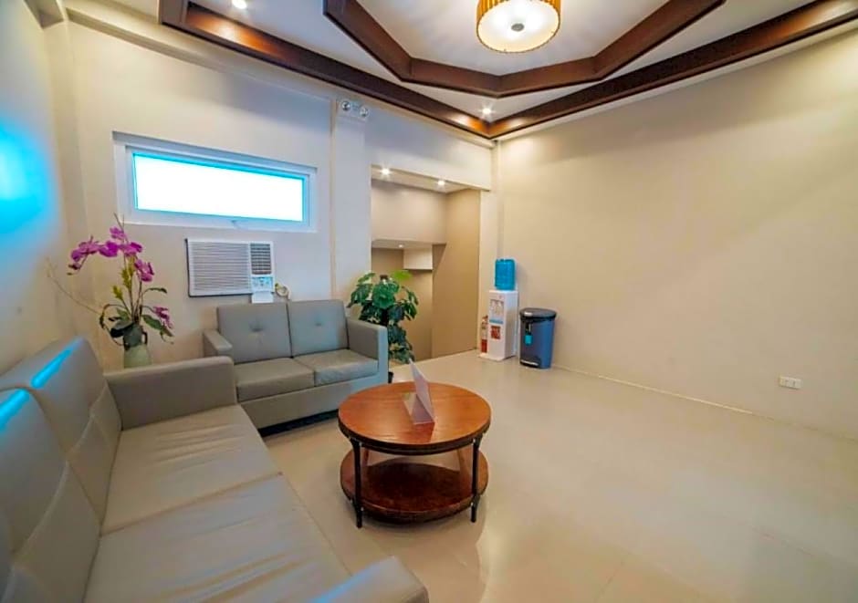 RedDoorz near Robinsons Cybergate Davao