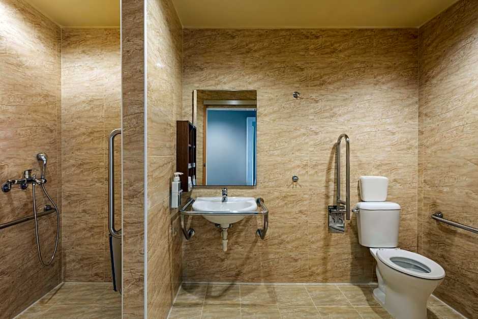 Kindness Hotel-Kaohsiung Guang Rong Pier