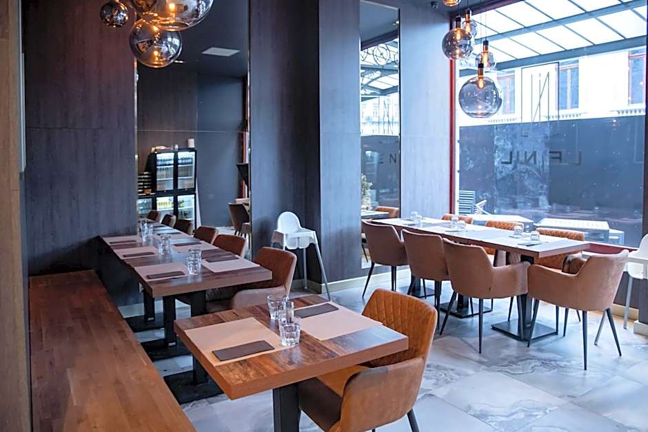 La Bourse Hotel