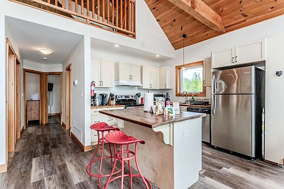 Elysium - Perfect Waterfront for the Holidays