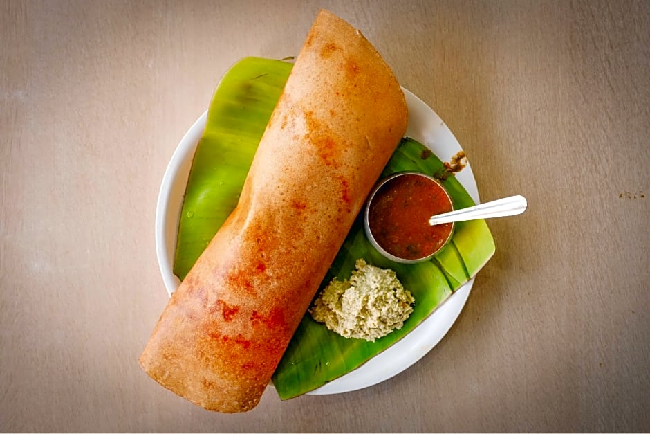 Capital O 18592 M Hotel