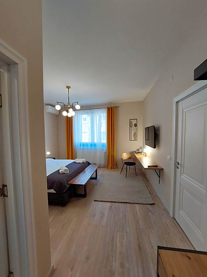 Mandarin Premium Apartments