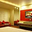Taj Tristar
