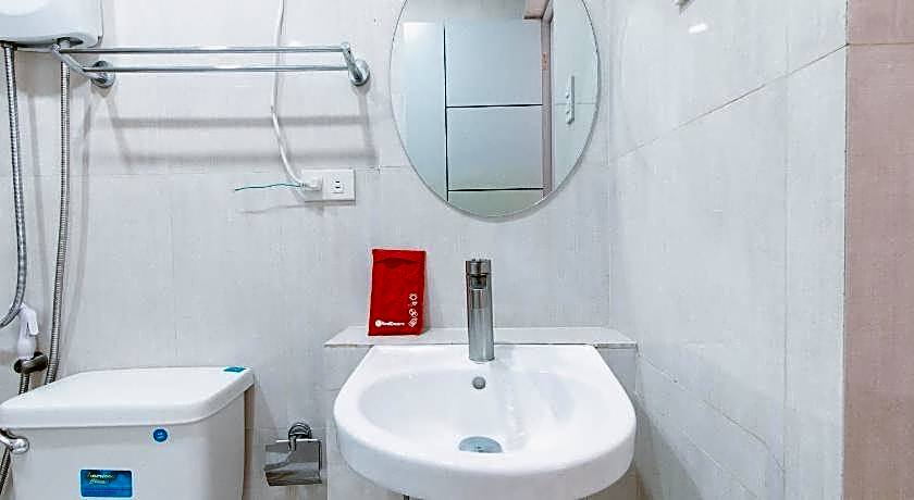 RedDoorz Plus @ Timog Avenue Quezon City