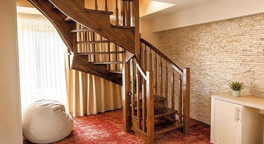Ioana Hotels