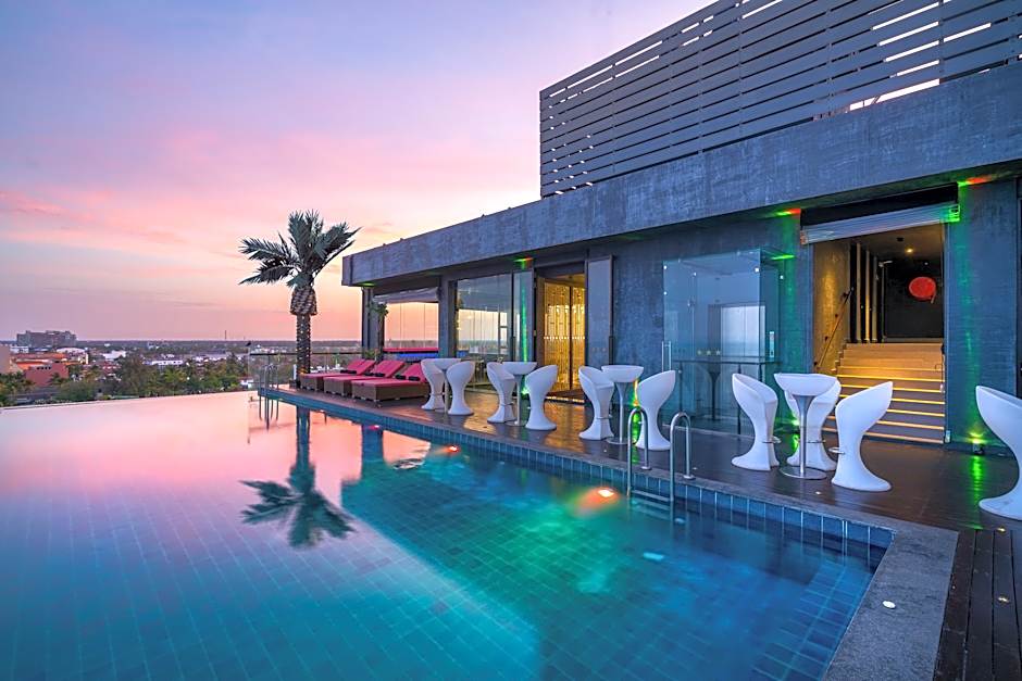 Regal Reseau Hotel  Spa