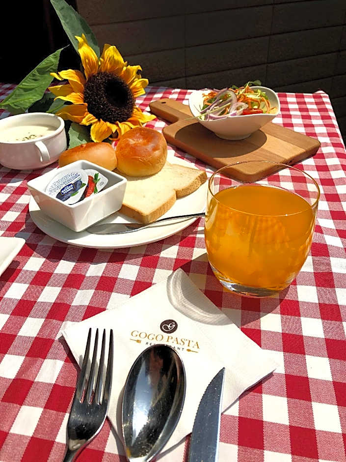 GOGO HOTEL City Hall