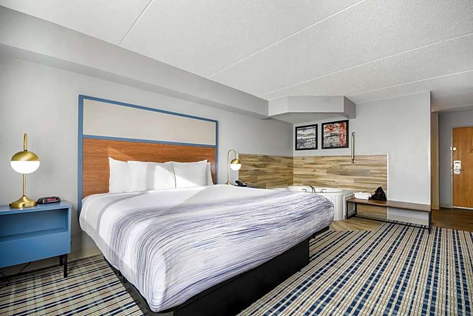 AmericInn by Wyndham Wausau