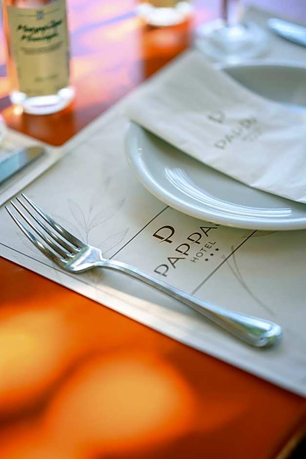 Pappas Hotel