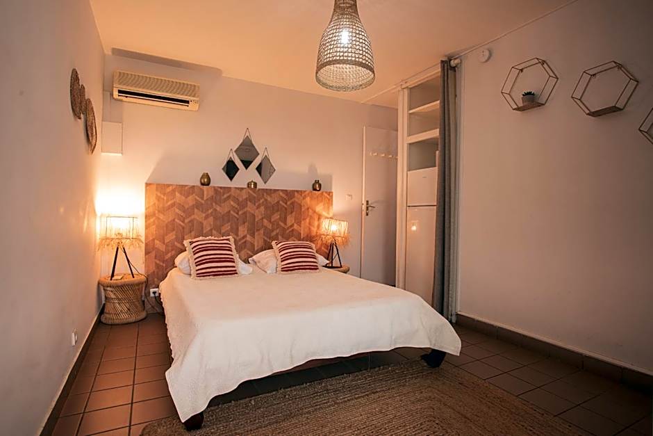 5 - LE VACOA - CHAMBRE 5 Rdc D