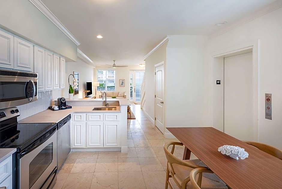 Bayside Villas by Islander Resort