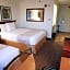 La Quinta Inn & Suites by Wyndham Stamford