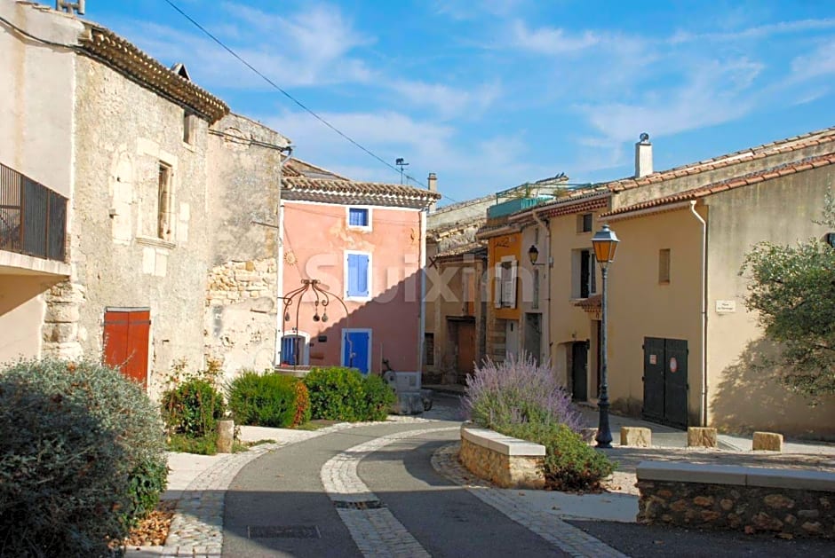 Chambre hôtes jacuzzi climatiseur provence