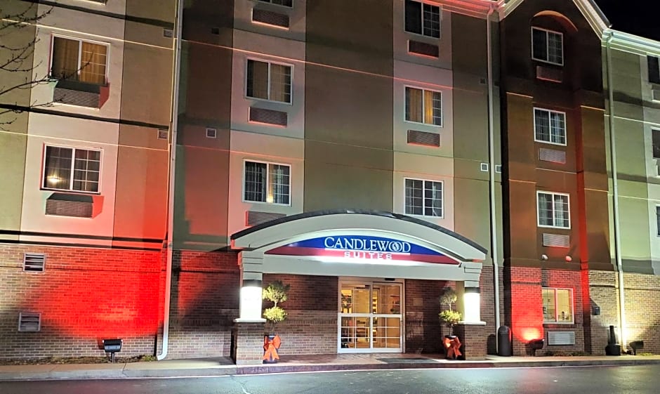 Candlewood Suites Fayetteville, an IHG Hotel