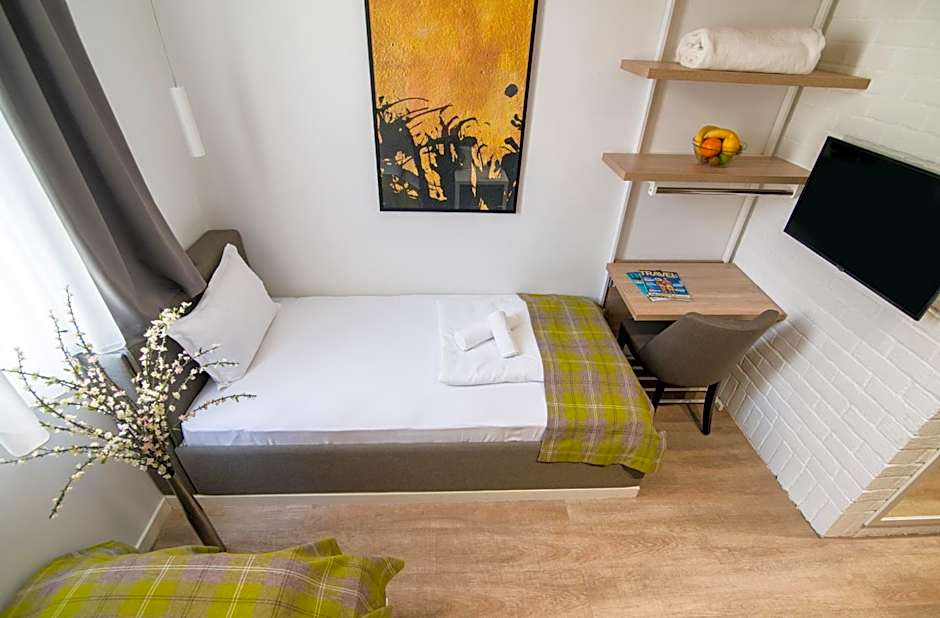 Belgrade Inn Garni Hotel