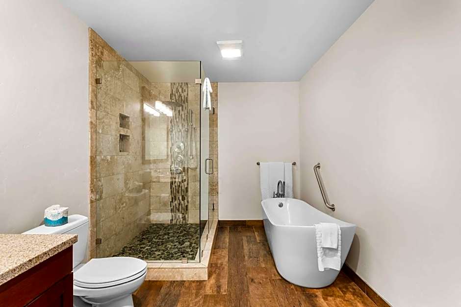 Best Western Driftwood Inn