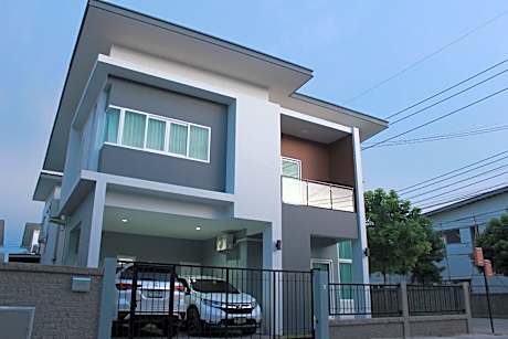 La Villa posh