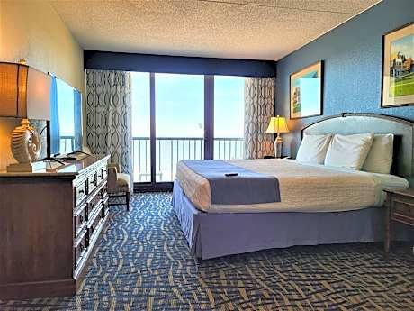 King Room - Oceanfront - Private Balcony
