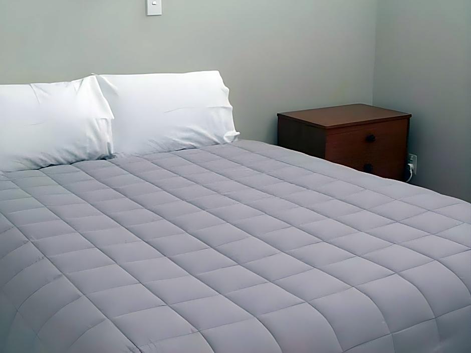 Merivale Court Motel