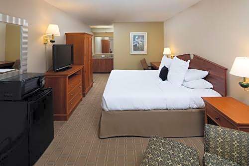 Baymont by Wyndham Fayetteville