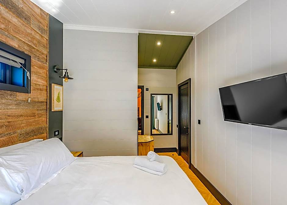 Rivendale Lodge Retreat