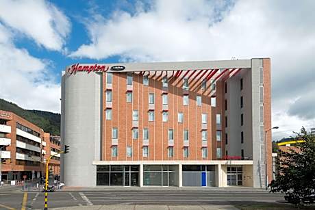 Hampton Inn By Hilton Bogota Usaquen