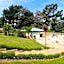 Clos de Vallombreuse, The Originals Relais