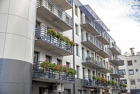 HOF Apartments