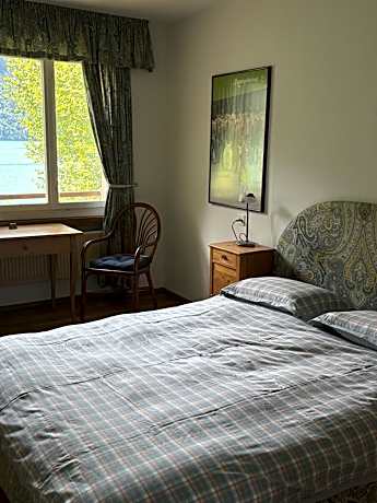 Double Room with Private Bathroom and Lake Side