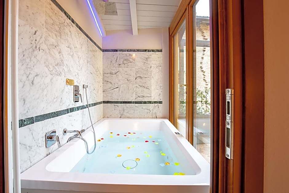 Falegnami Boutique Suites - BolognaRooms