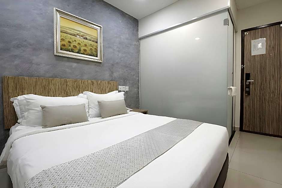 Era Plus Hotel
