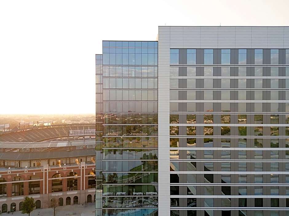 Loews Arlington Hotel