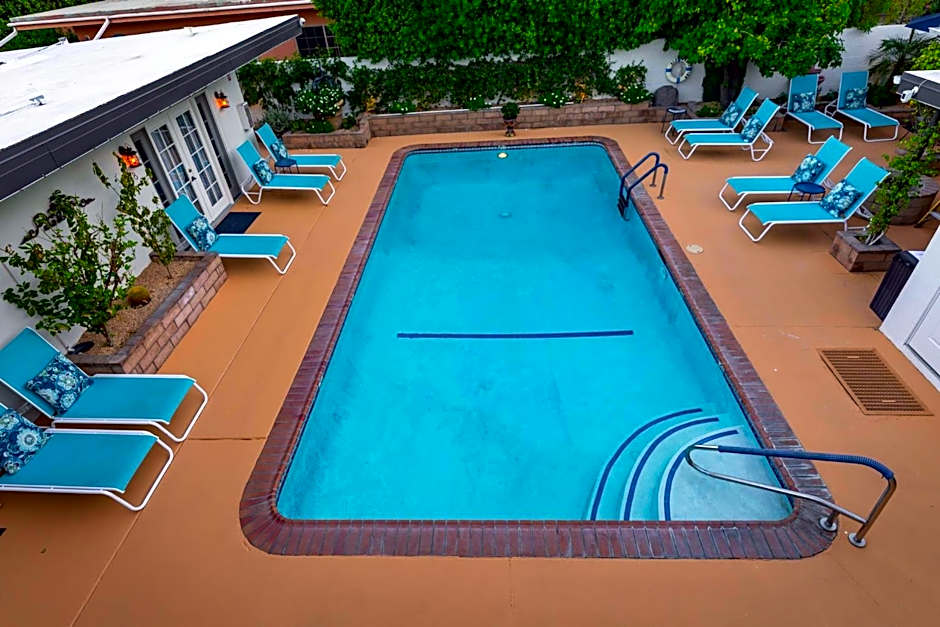 Old Ranch Inn - Adults Only 21 & Up